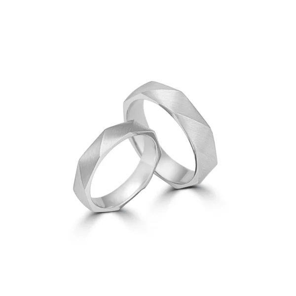 Platinum Couple Bands – For Men 10.39 GM & For Women 6.57 GM - Image 2