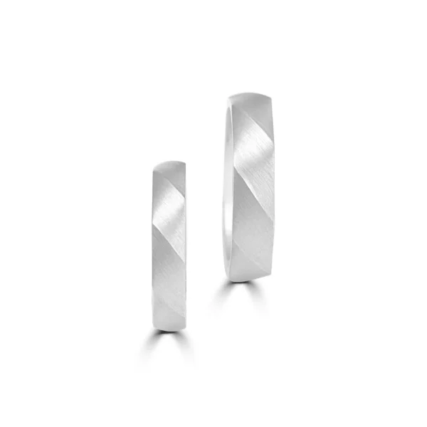 Platinum Couple Bands – For Men 10.39 GM & For Women 6.57 GM - Image 3