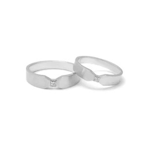 Platinum Diamond Embedded Couple Bands – For Men 6.88 GM & For Women 5 GM