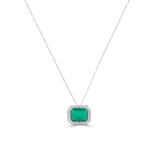 Women Platinum & Diamond 0.25 CT – 5.32 GM Chain Pendant